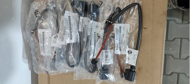 99160916500 Датчик износа тормозных колодок передний купить Ужгород