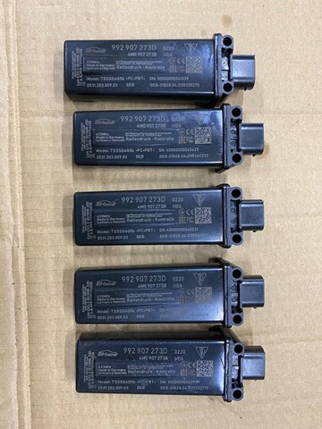 Блок системы контроля давления в шинах 992907273D PORSCHE