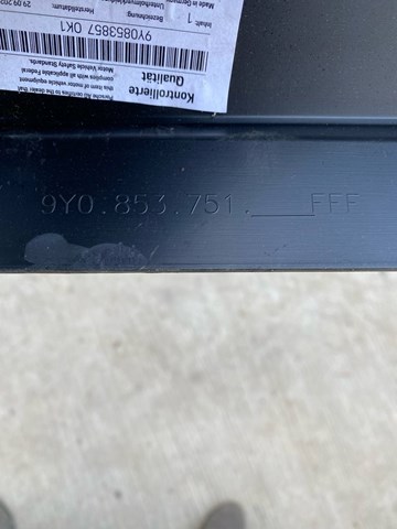 PORSCHE 9Y0853857OK1 Накладка (молдинг) порога наружная левая в наличии Ровно