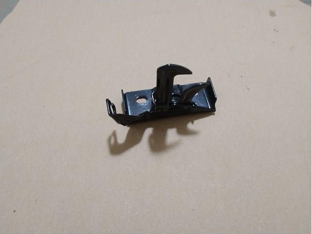 68189158AA CHRYSLER Стояк-крюк замка капота купить в Киев