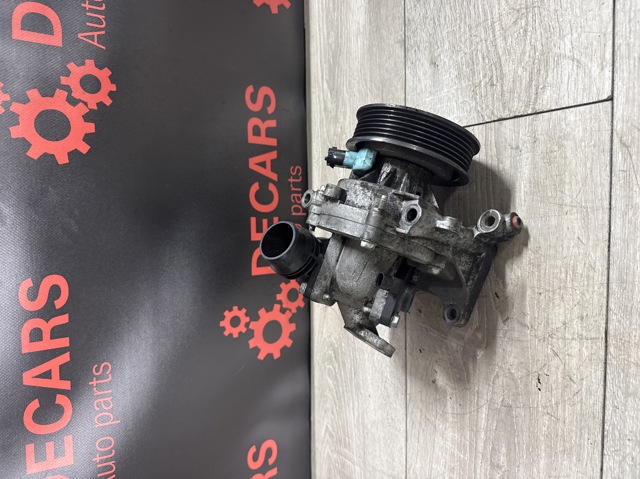 Насос охлаждения 55513552 GM