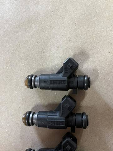 0280155731 BOSCH Топливные форсунки купить в Ужгород