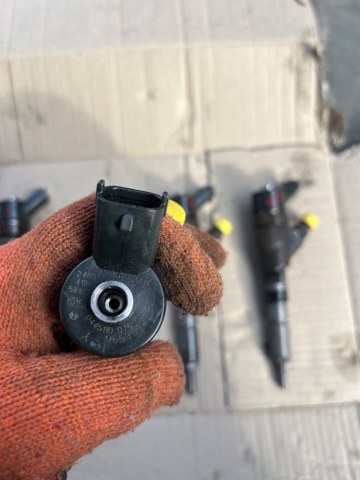 BOSCH 0445110076 Топливные форсунки в наличии Черновцы