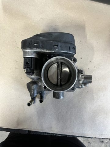 VAG 06A133062A Дроссельная заслонка в наличии Днепр