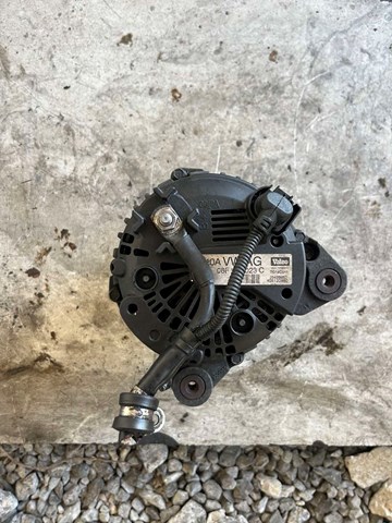 Генератор 06F903023C VALEO