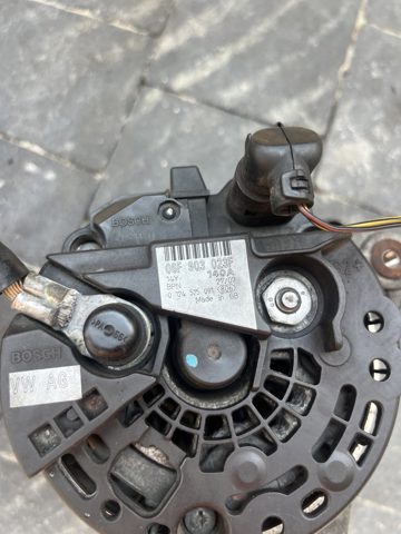 06F903023F BOSCH Генератор купить в Чернигов