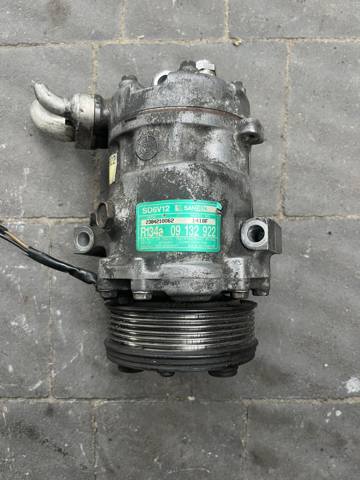 Компрессор кондиционера 09132922 GM