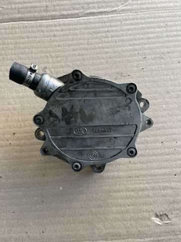 Механический вакуумный насос 11667502656 BMW