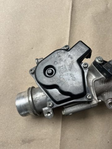Клапан рециркуляции отработавших газов EGR 161A03415R RENAULT