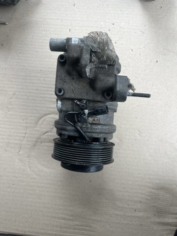 Компрессор кондиционера 1625023500 HYUNDAI
