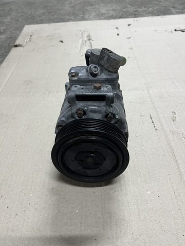Компрессор климатической установки 1K0820859E VAG