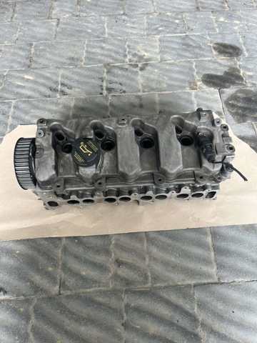 ГБЦ  двигателя 2211127400 HYUNDAI