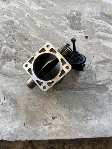 Дроссельная заслонка в сборе 3510027 HYUNDAI