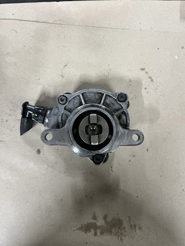 8200102535 RENAULT Вакуумный насос купить в Запорожье