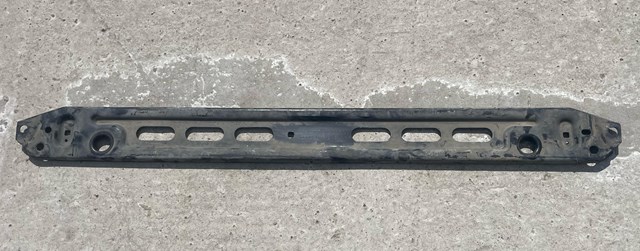 Балка под радиатор нижняя 31368100 VOLVO