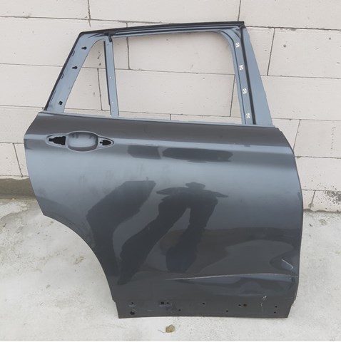 Дверь пассажирская задняя правая 41007461352 BMW