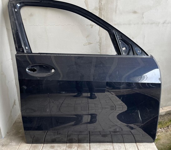 Пассажирская передняя дверь 41518738552 BMW