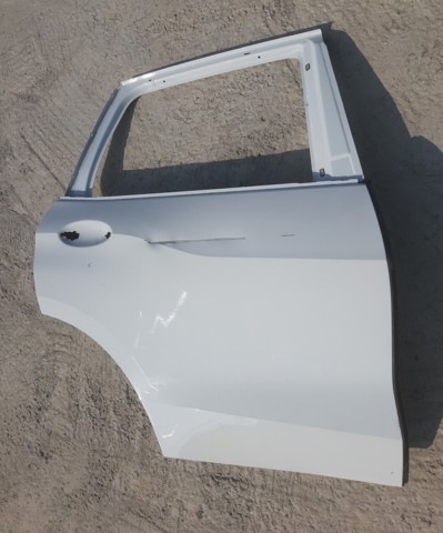 Дверь задняя, правая 41522642780 BMW