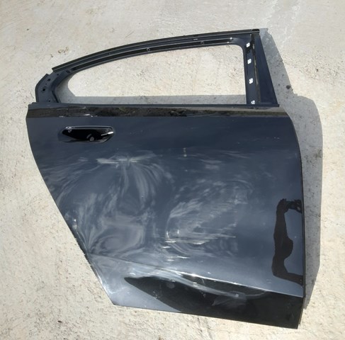 Дверь пассажирская задняя правая 41525A32EA8 BMW