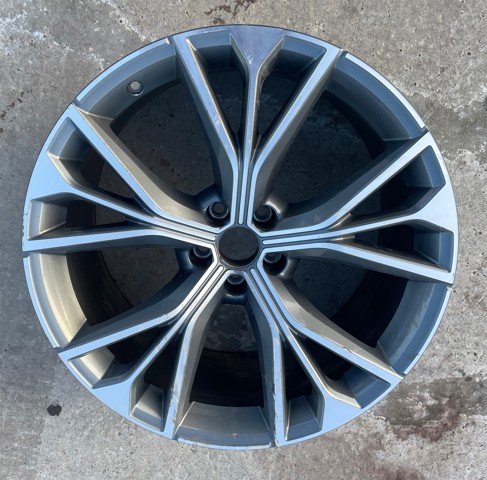 Диски на авто 4M8601025DP VAG