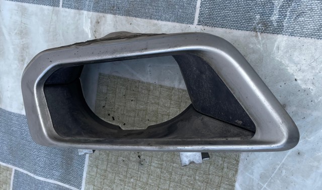Наонечник глушителя 51125A5C8D6 BMW