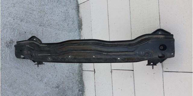 Балка бампера заднего 51127400008 BMW