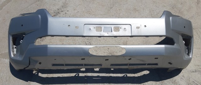 Буфер (бампер) передний 5211960N4 TOYOTA