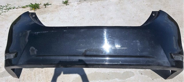 Задний бампер 5215902A20 TOYOTA