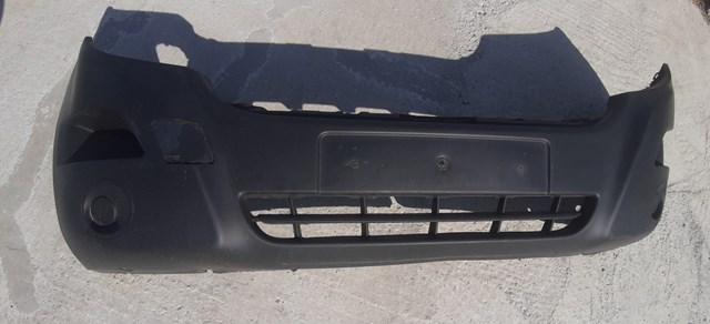 Бампер на авто Renault Master 3