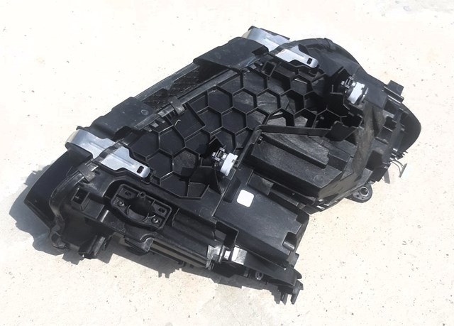 63115A0E5F1 BMW Фара левая купить в Кривой Рог