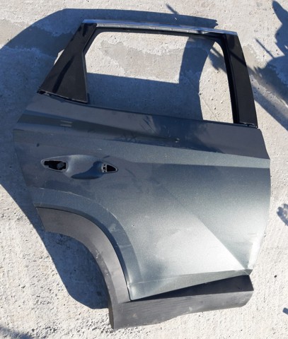 Задняя правая дверь 77004N7005 HYUNDAI