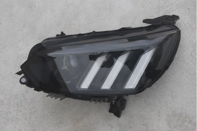 Фара левая 9841642080 PEUGEOT