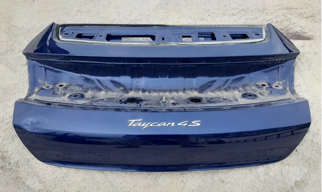 Пятая дверь 9J1827025BYGRV PORSCHE