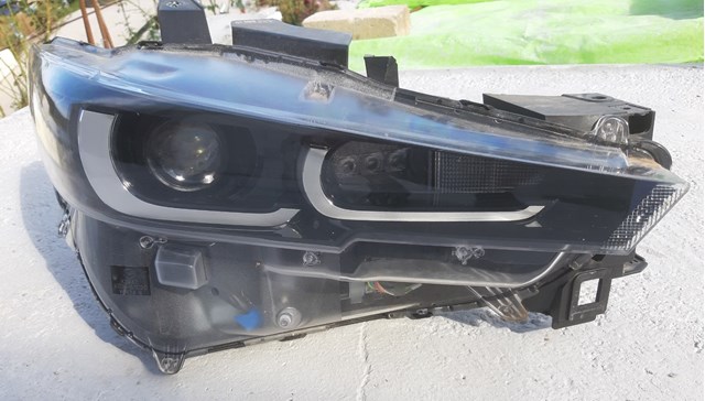 Фара передняя правая KSD451030 MAZDA