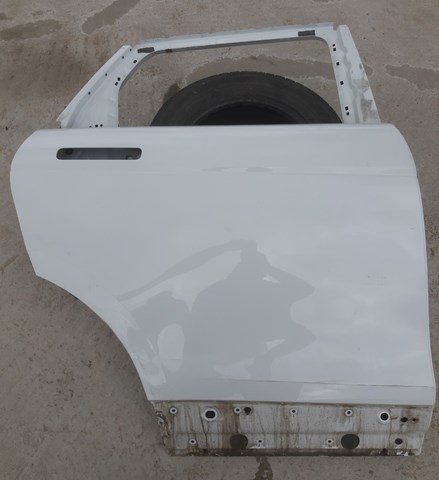 Дверь задняя в сборе LR138383 LAND ROVER