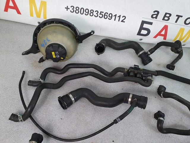 Патрубок системи охолодження 64219226749 BMW