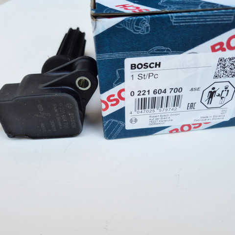 BOSCH 0221604700 Катушка зажигания в наличии Харьков