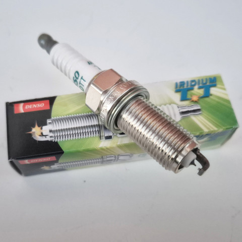 4704 DENSO Свечи зажигания купить в Львов