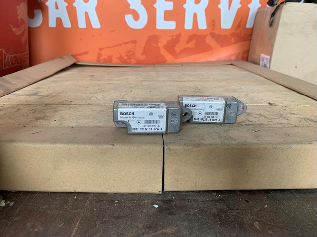 MERCEDES 0018200726 Датчик удара в наличии Тернополь