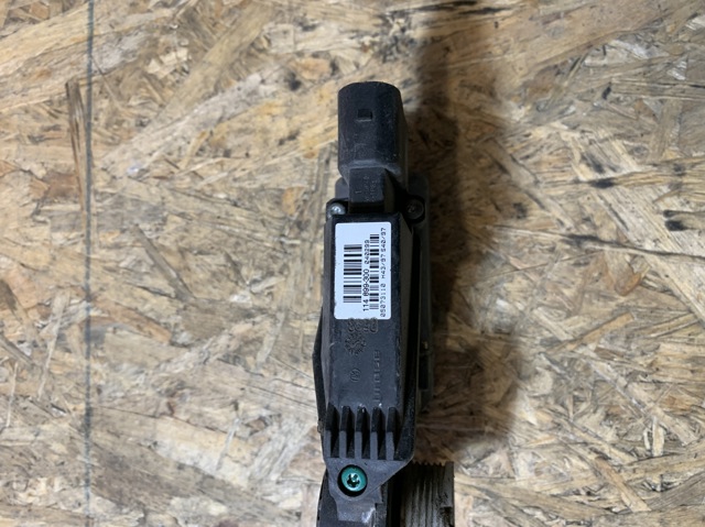 0130821698 BOSCH Мотор стеклоподъемника двери передней правой купить в Сумы