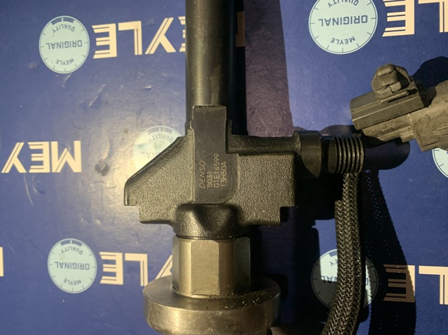 DENSO 13H50A Форсунка впрыска топлива в наличии Ирпень