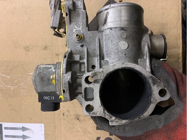 2610030030 Toyota Дроссельная заслонка в сборе