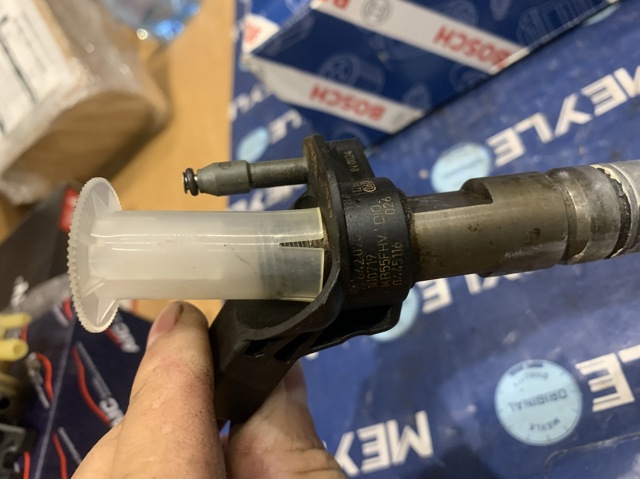445116026 BOSCH Форсунка впрыска топлива купить в Харьков