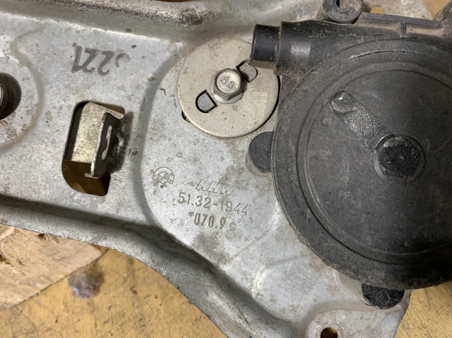 BMW 51321944070 Механизм стеклоподъемника двери передней правой в наличии Днепр