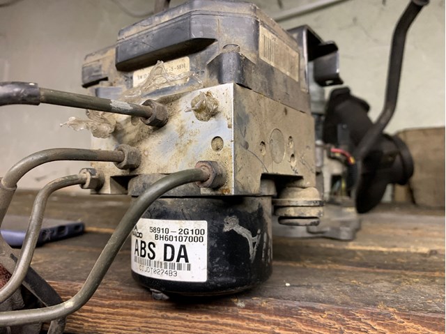 589102G100 HYUNDAI Блок АБС купить в Ровно