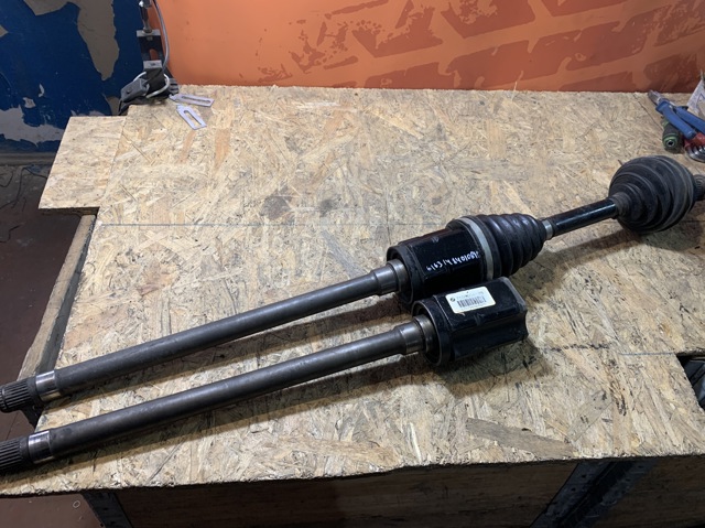 7505004 BMW Правая полуось купить в Черновцы
