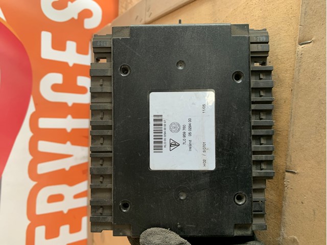 7L0959760 VAG Модуль управления (ЭБУ) переднего сидения купить в Украина