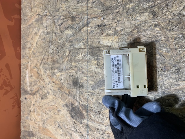 8376993 BMW купить в Хмельницкий