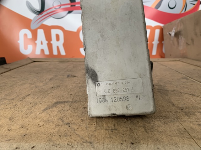 8L0862257 VAG Насос пневматической системы кузова купить в Черкассы