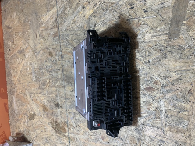 2115458901 MERCEDES купить в Ирпень